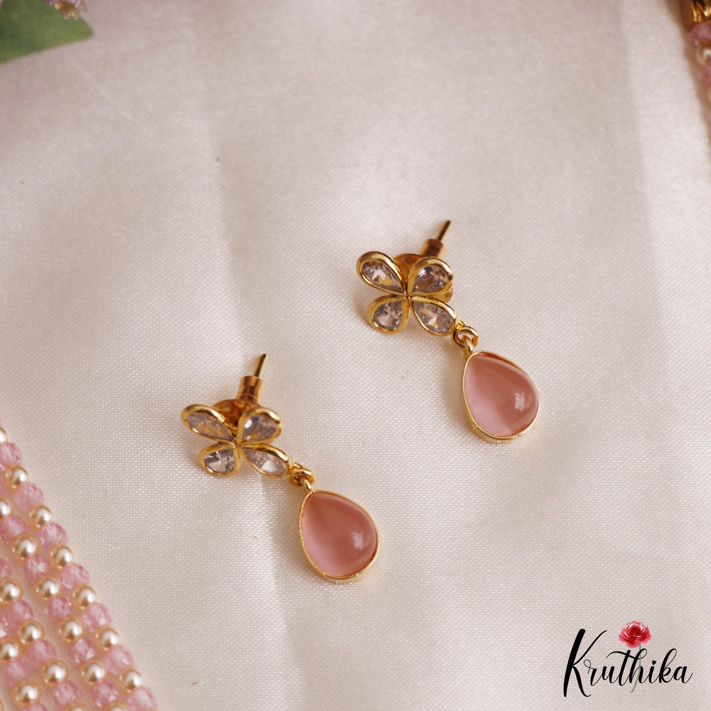 Trendy Floral Motifs Multi Layer Pearl Bead Haaram LH2161 (Available In 2 Colors)