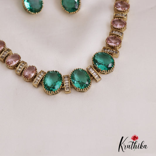 Beautiful Geometric Motifs Victorian Necklace NC2670