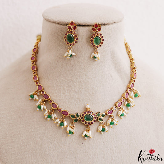 Elegant Floral Motifs Kemp Necklace With Rice Pearl Drops NC3189 (Available In 2 Colors)