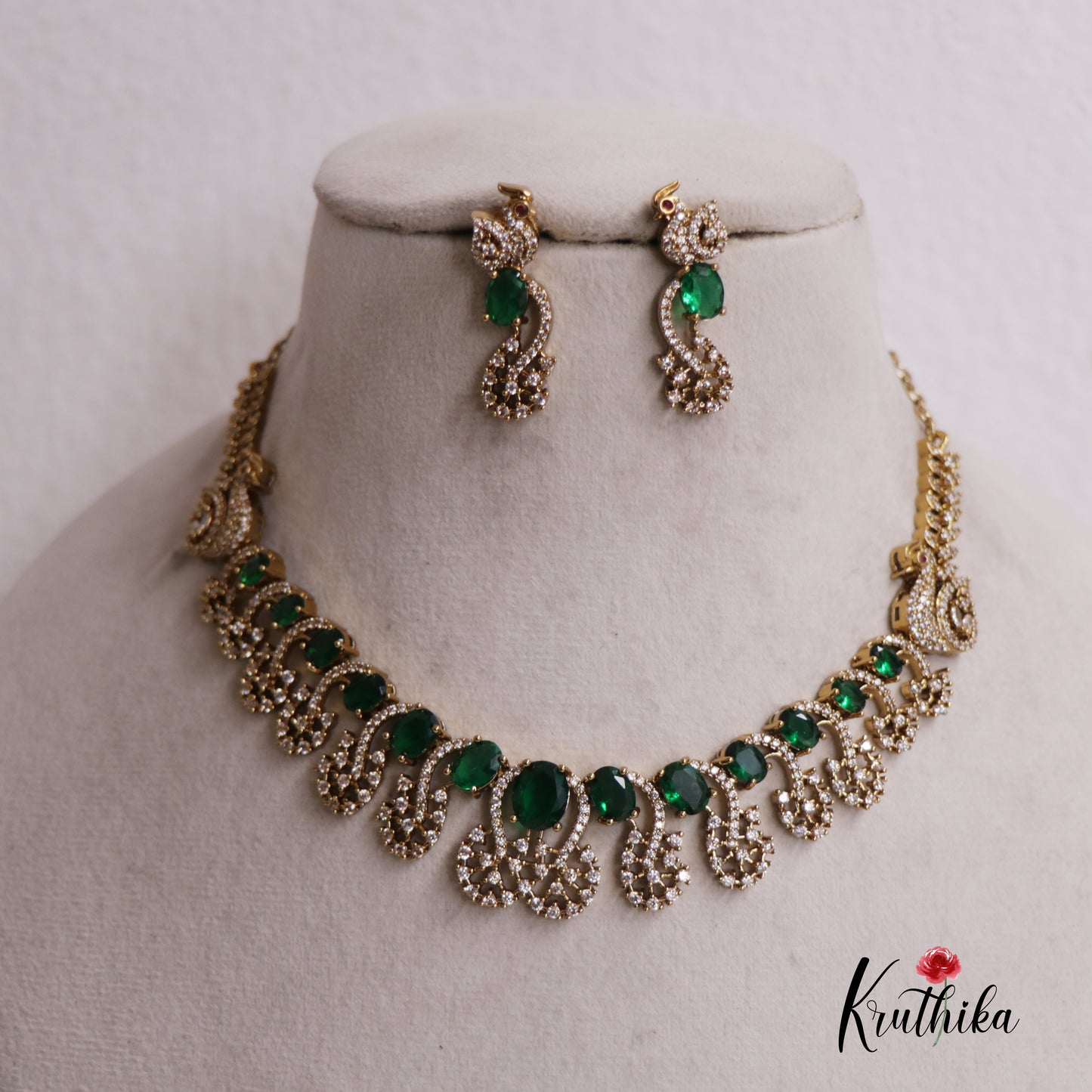 Gracious Peacock AD Victorian Necklace NC2517 (Available In 4 Colours)