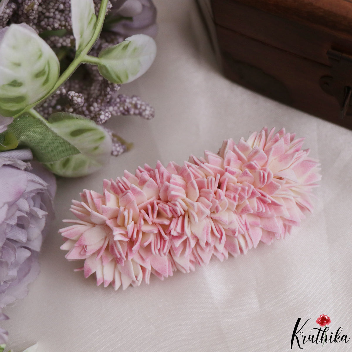 Real look-alike pink flowers with attached hair clip G17