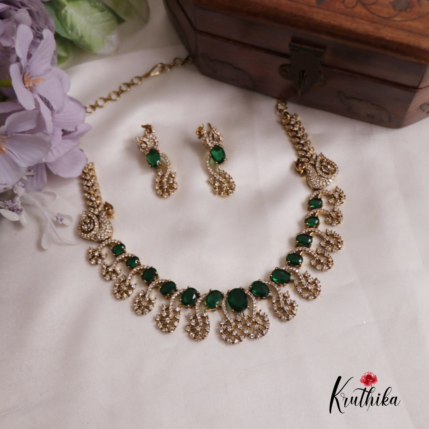 Gracious Peacock AD Victorian Necklace NC2517 (Available In 4 Colours)