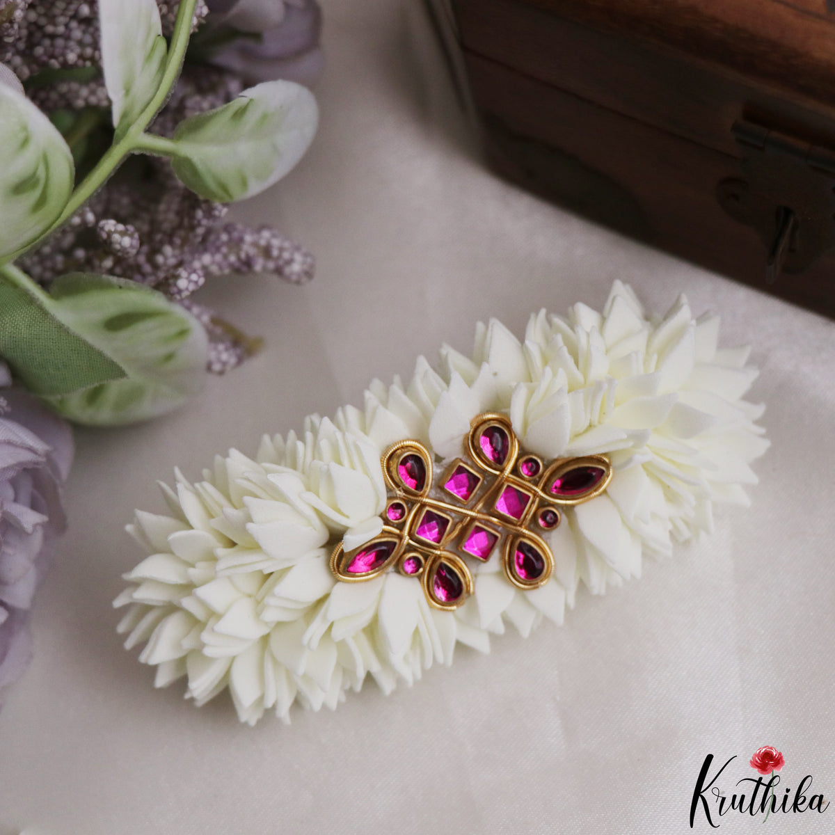 Kolam design Real look-alike white flowers with attached hair clip G19