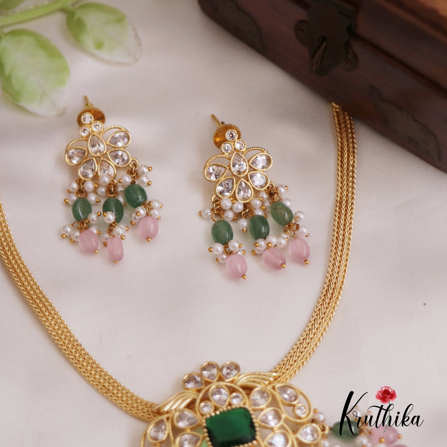 Pretty AD Teardrop Pendant Chain Set With Green Bead Drops NC2671