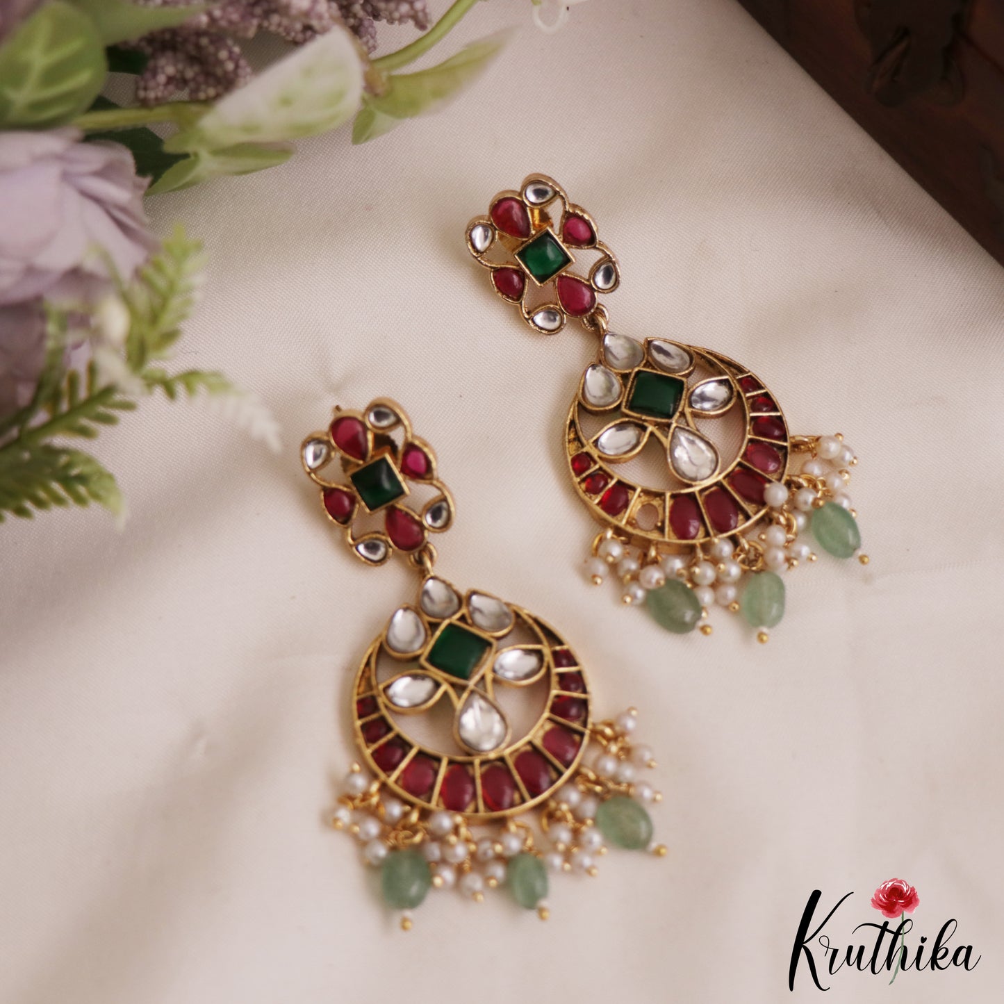 Stunning Mango Motifs Kemp Choker With Green Bead Drops NC2918