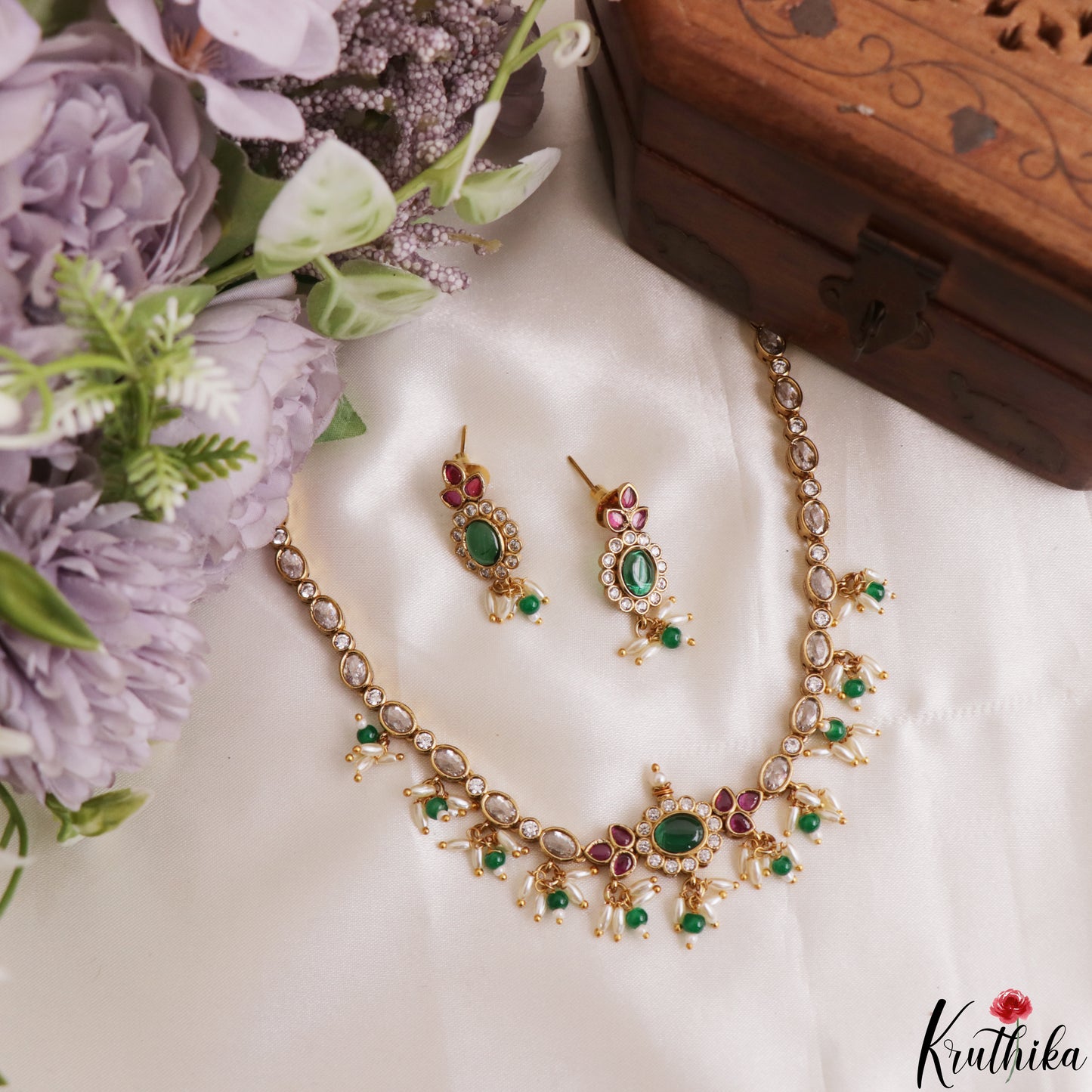 Elegant Floral Motifs Kemp Necklace With Rice Pearl Drops NC3189 (Available In 2 Colors)