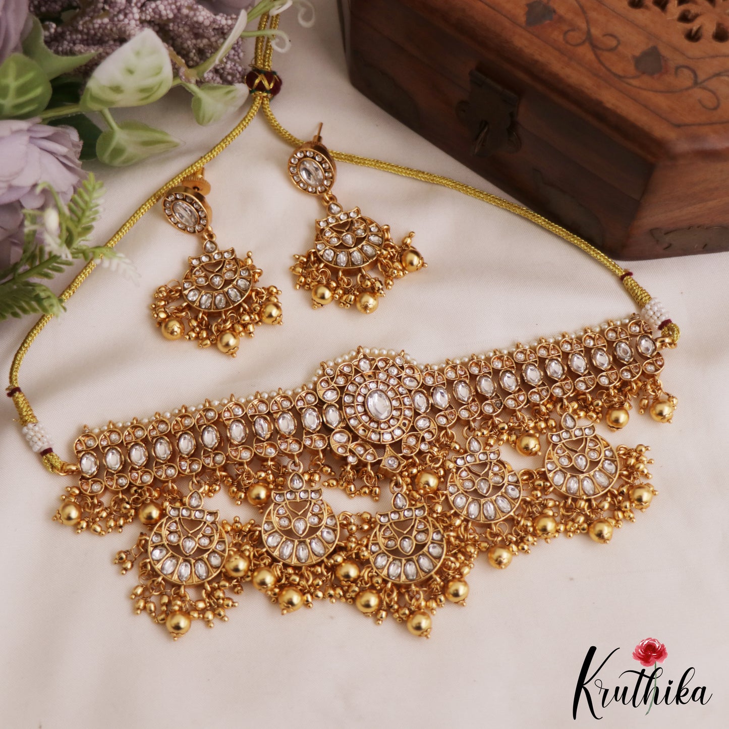 Gorgeous Teardrop Gold-Tone AD Choker With Bead Drops NC2953