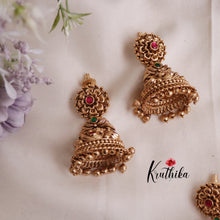 Beautiful Flower Design Jadau Jhumkas (Available in 2 Colours) E505