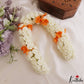 Real-Look alike White & Kanakambaram Flowers String - Light Weight & Reusable G24