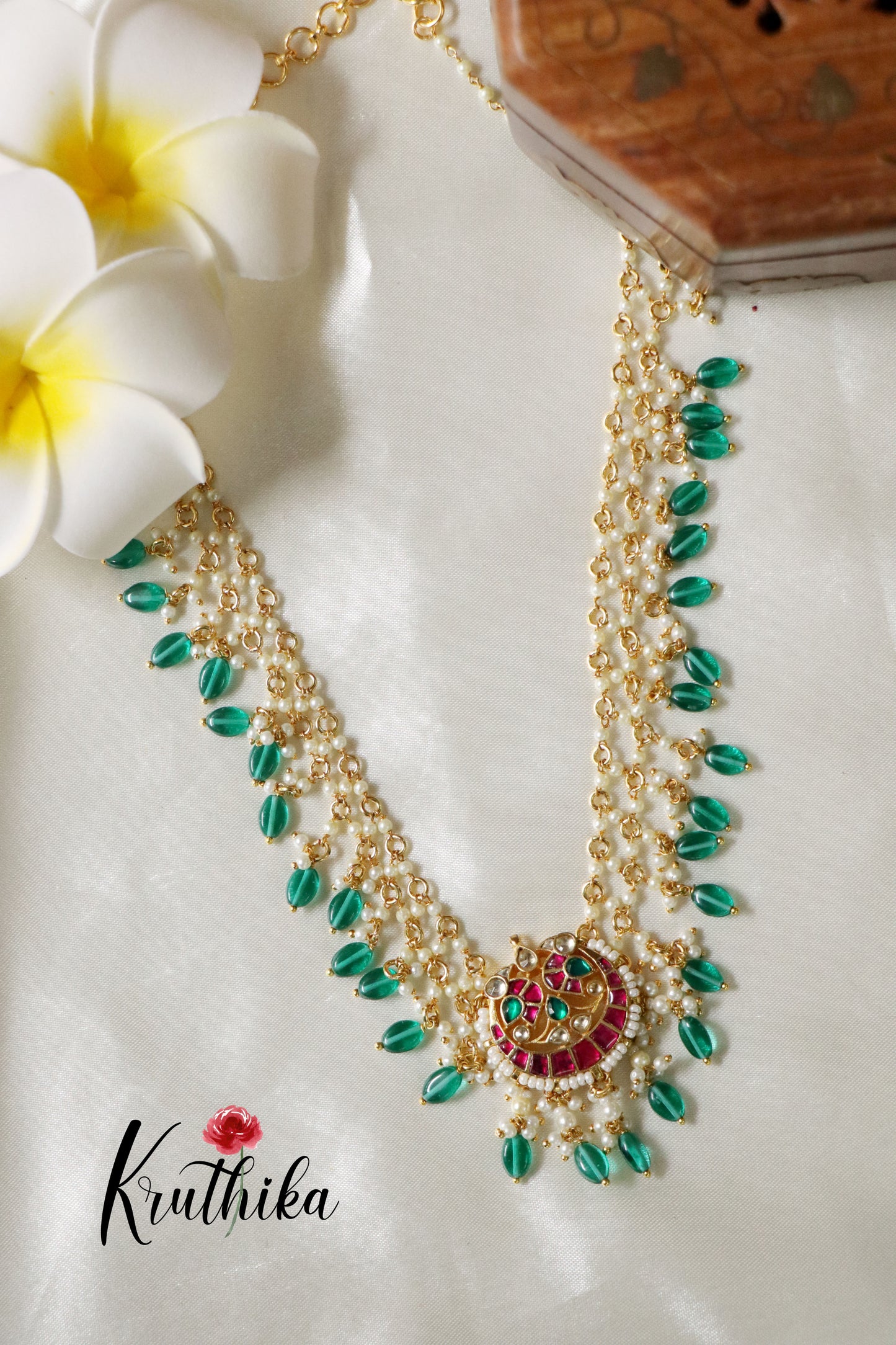 Ahemdabadi Jadau Kudan Necklace Emerald NC1265