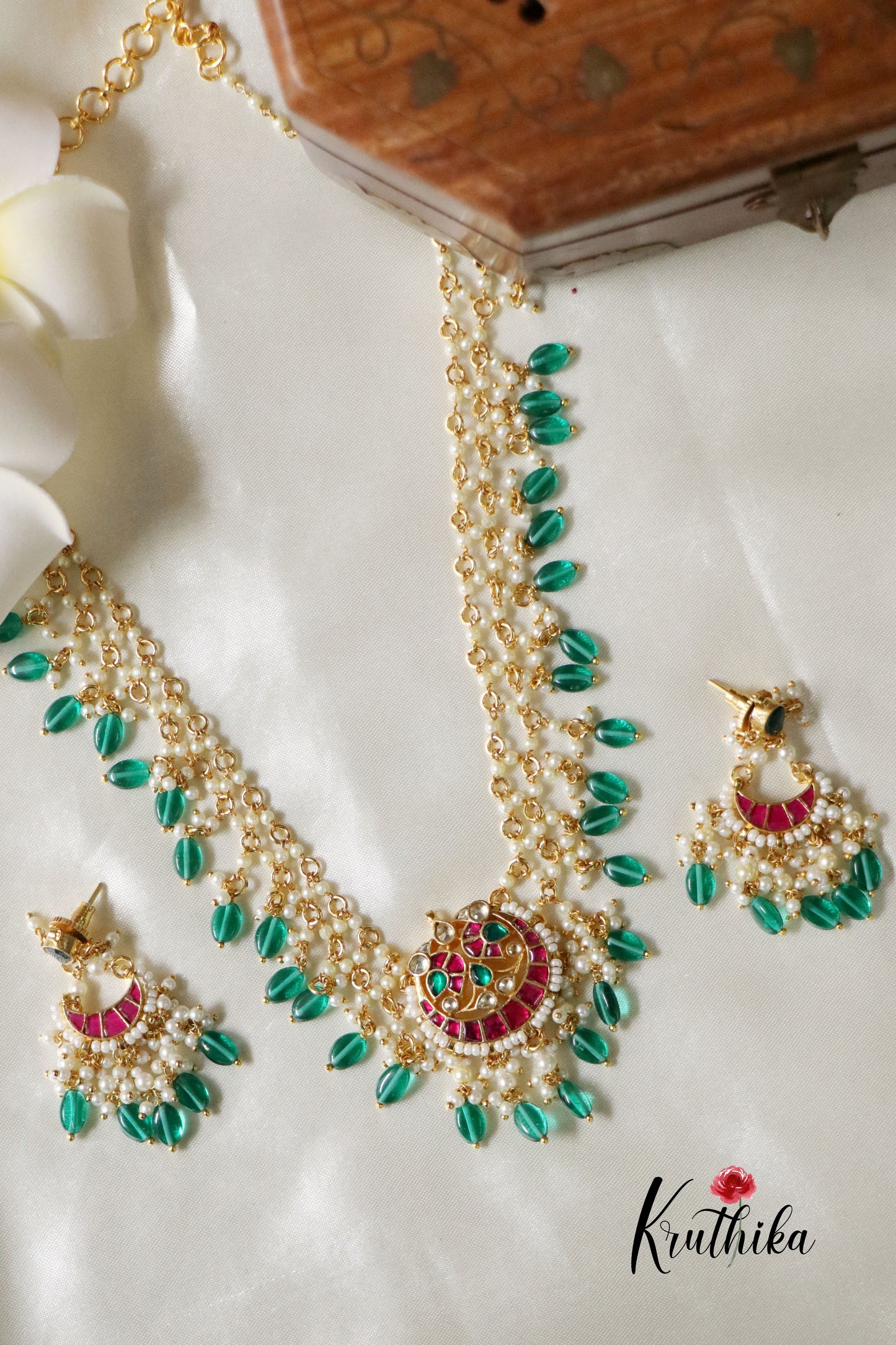 Ahemdabadi Jadau Kudan Necklace Emerald NC1265