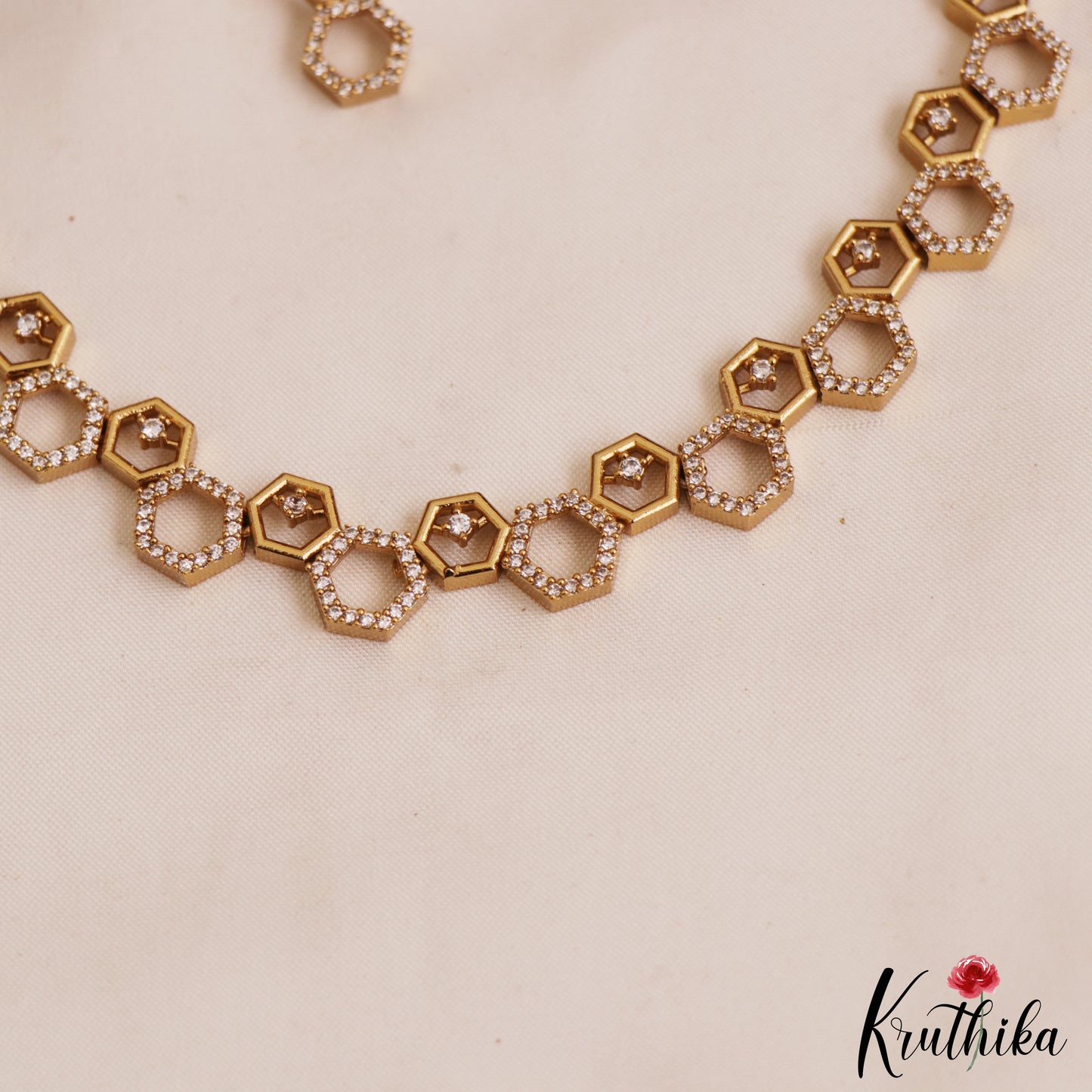 Pretty Geometric Diamond-Finish Gold-Tone AD Necklace NC2919