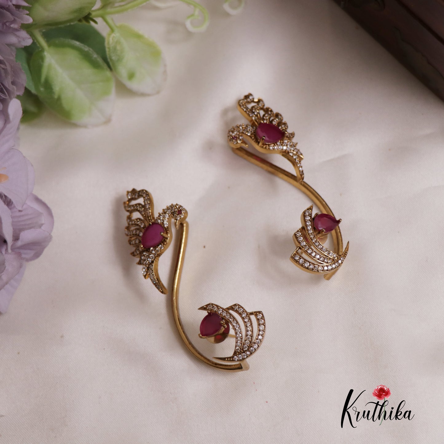 Gorgeous CZ Sparkling Victorian Peacock Ear cuff E677 (Available in 4 Colors)