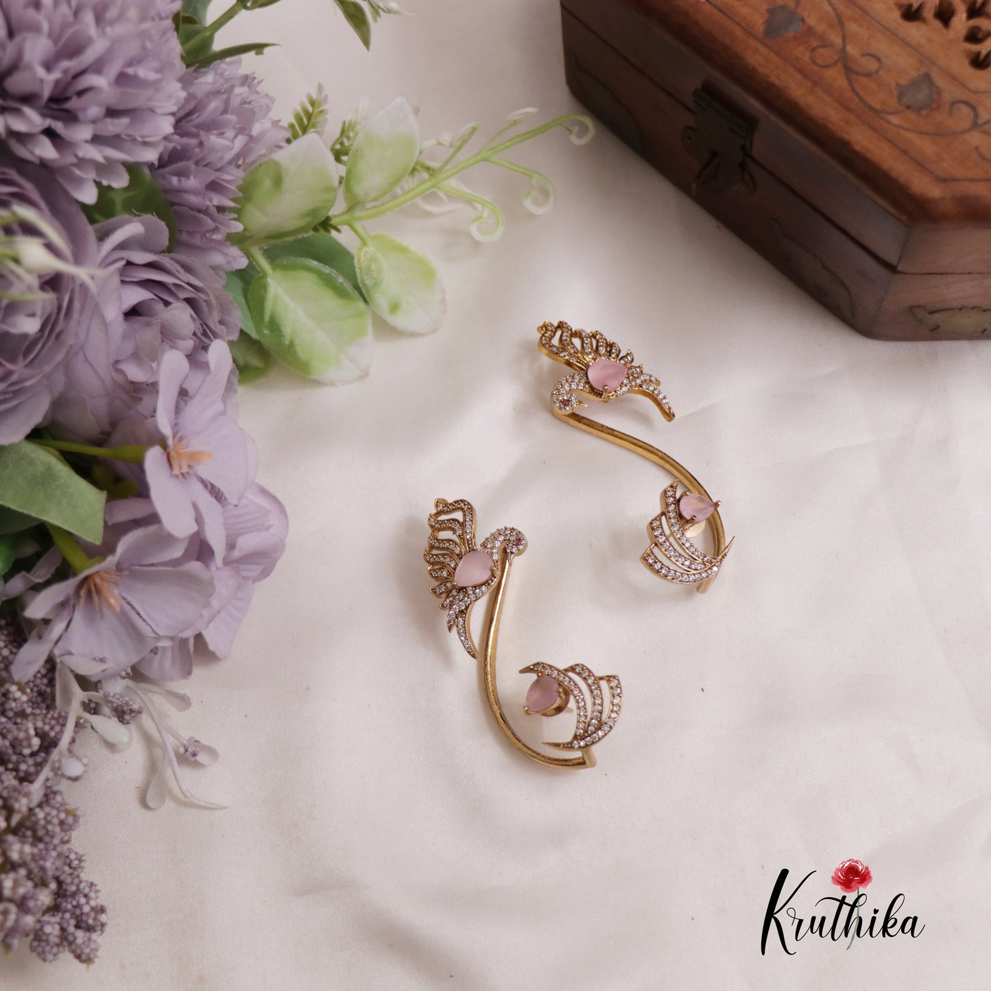 Gorgeous CZ Sparkling Victorian Peacock Ear cuff E677 (Available in 4 Colors)