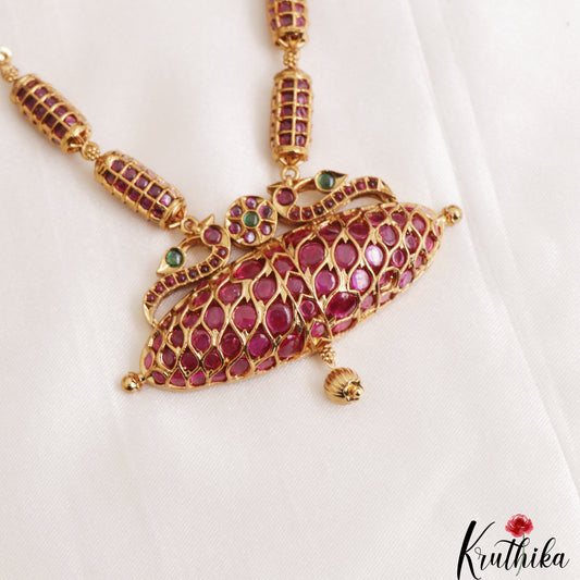 Trendy Peacock Motifs Kemp Necklace NC3084