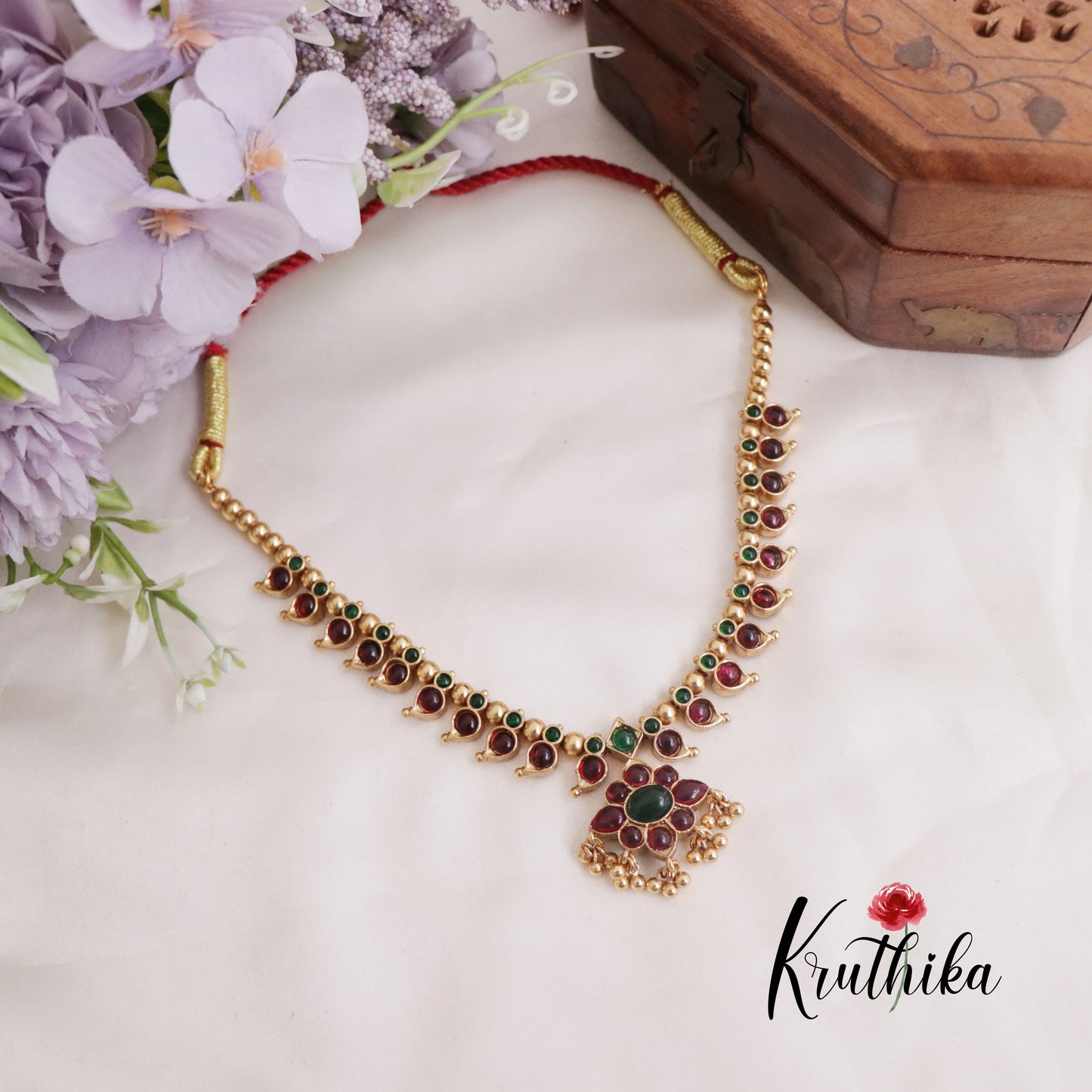 Beautiful Two-in-One Reversible Floral Kemp Necklace Set with Earrings NC2388