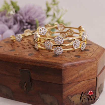 Trendy Floral Motifs Diamond-Finish Gold-Tone Bangles B457 (Set of 4 Bangles)