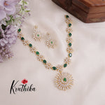 Elegant Flower Design Green Majesty Spark Diamond Necklace NC2073