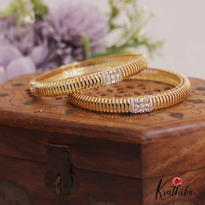 Simple Trendy Diamond-Finish Gold-Tone Bangles B443 (Set Of 2)
