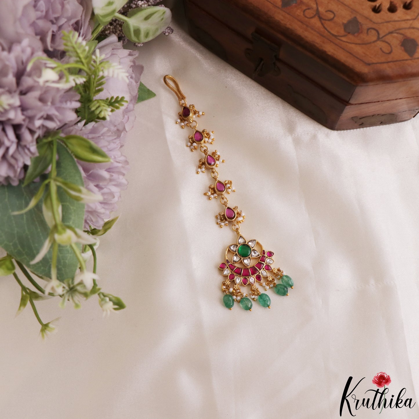 Elegant Floral Motifs Jadau Maang Tikka With Green Bead Drops MT396