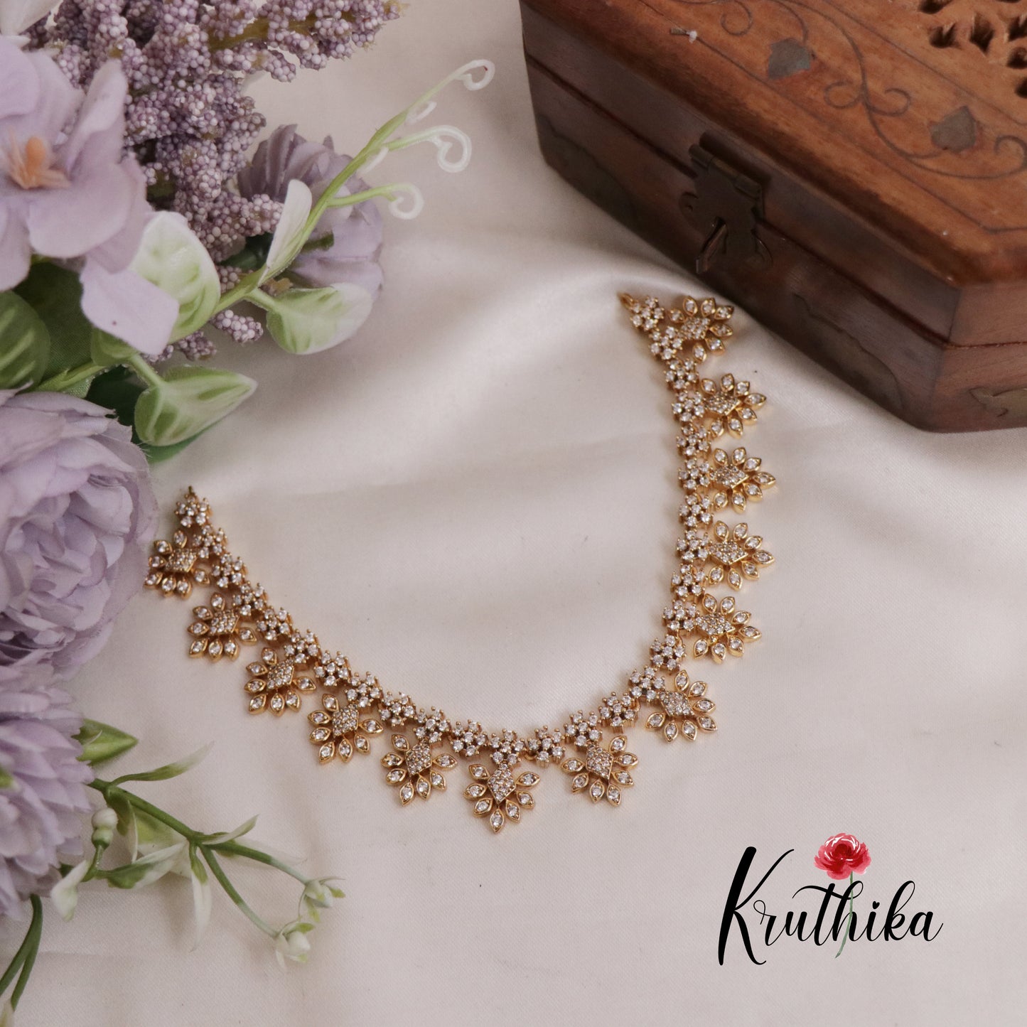 Trendy CZ Sparkling Floral Necklace Set NC2413