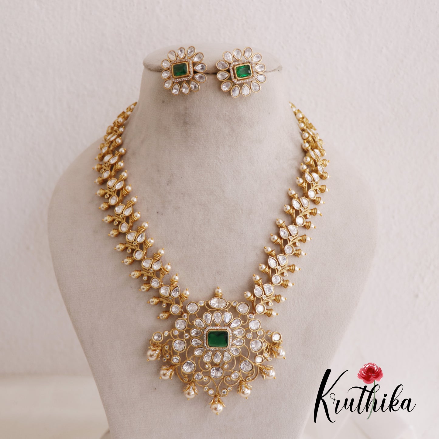 Royal Heritage Emerald Polki Silver Replica Mid Length Haaram LH2090