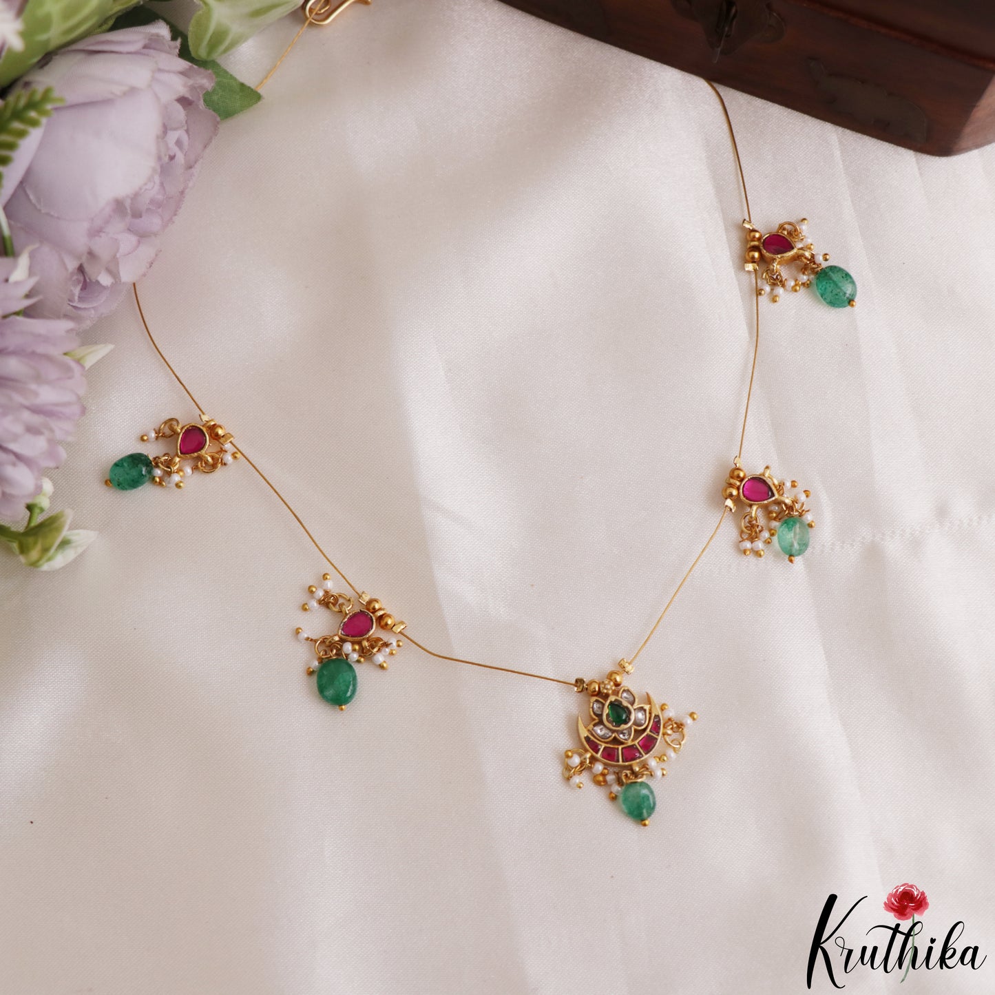 Simple Lotus Motifs Jadau Invisible Chain With Green Bead Drops NC3205