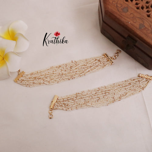 Trendy Pearl Earchain EC89
