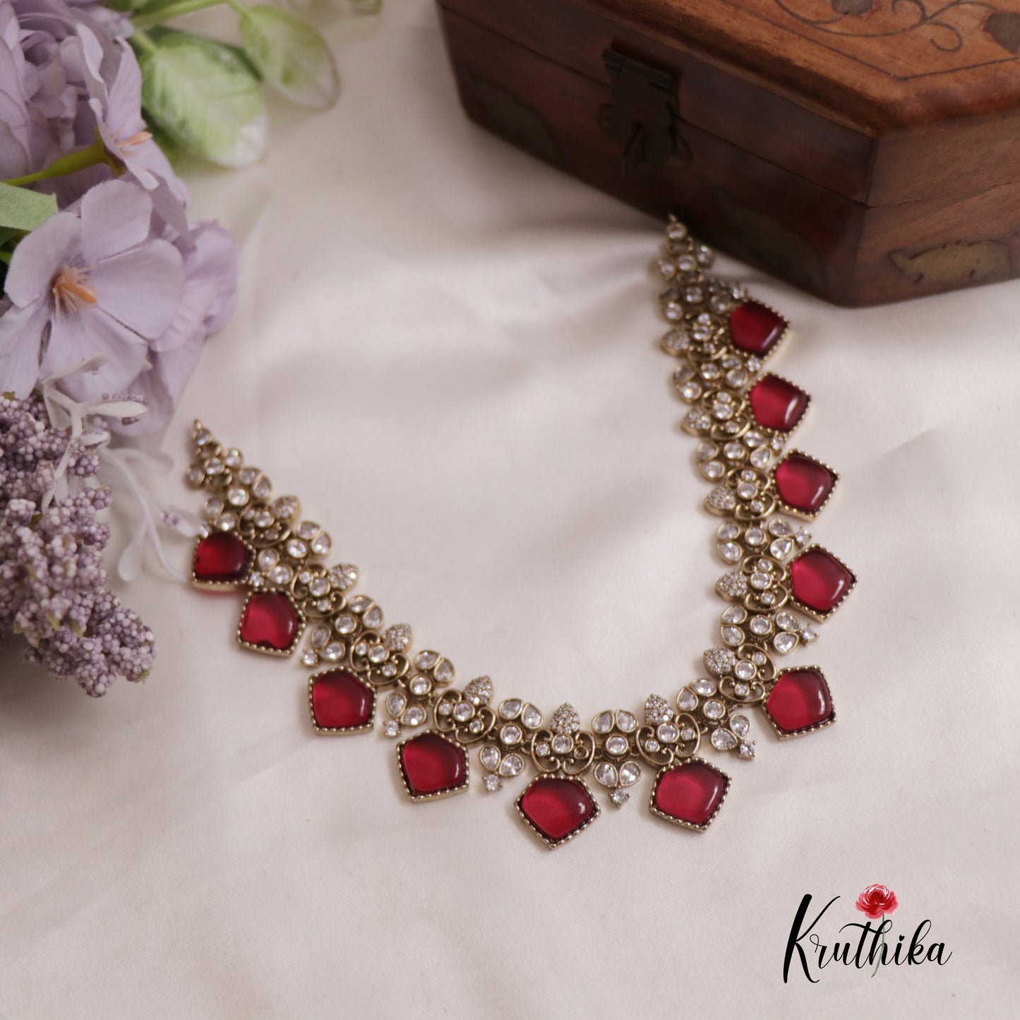 Elegant Victorian Necklace NC2521 (Available In 2 Colours)