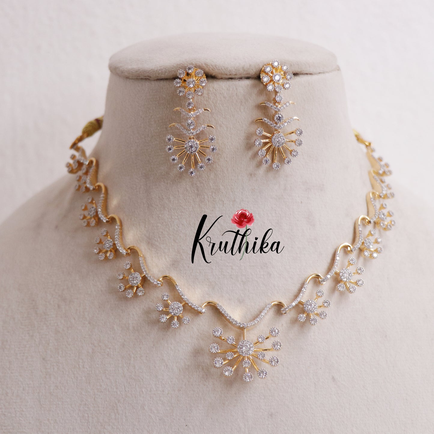 Luxury CZ Sparkling Floral Necklace Set NC2408