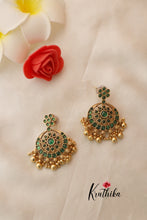 Pretty Kempu Necklace with emerald-Golden Beads NC1303