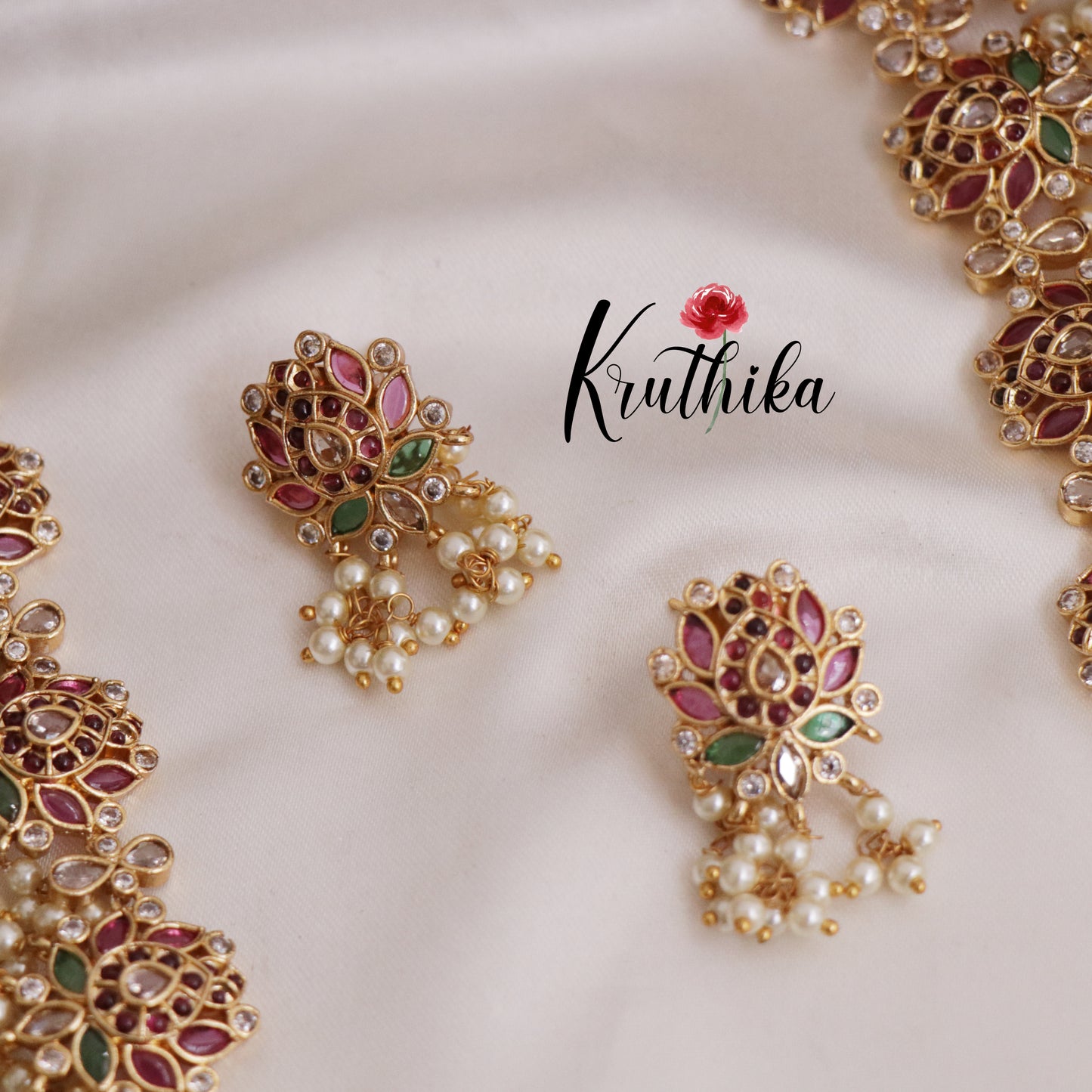 Beautiful AD Kemp Lotus Guttapusalu Haaram LH1991