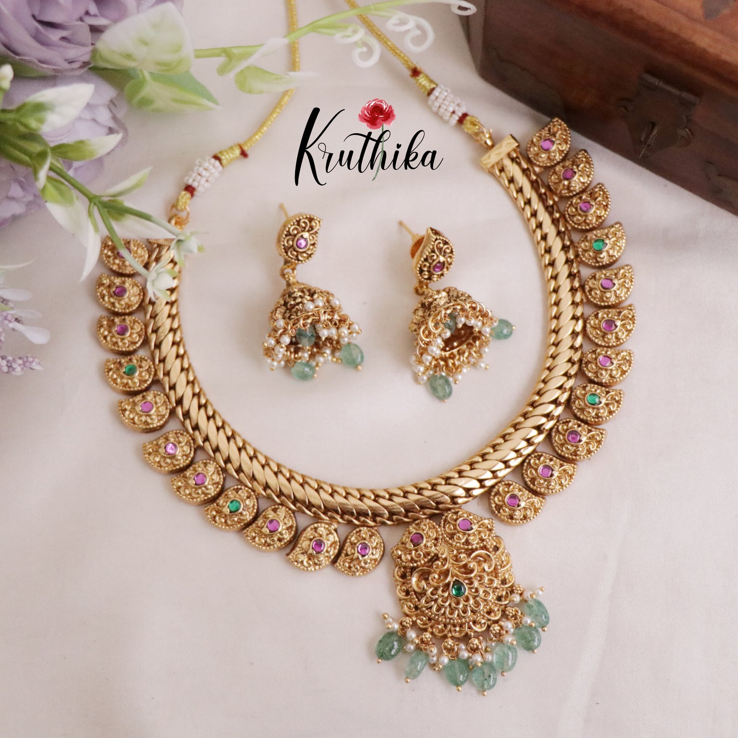 Elegant Jadau Manga Design Jalebi Style Necklace with Pastel Green Beads NC2043