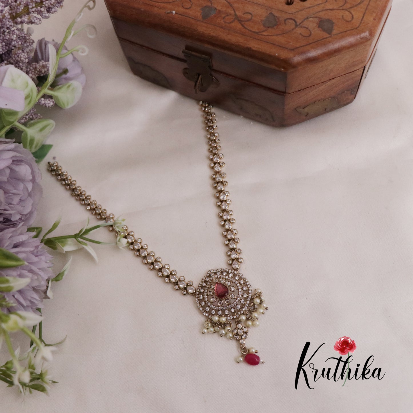 Simple AD Victorian Necklace NC2415