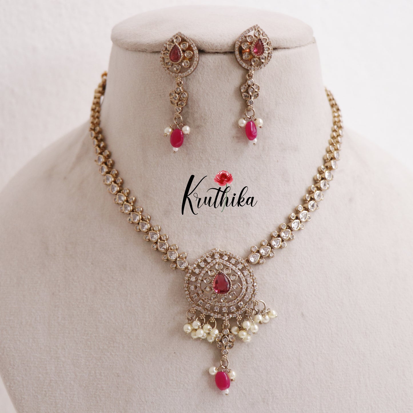 Simple AD Victorian Necklace NC2415