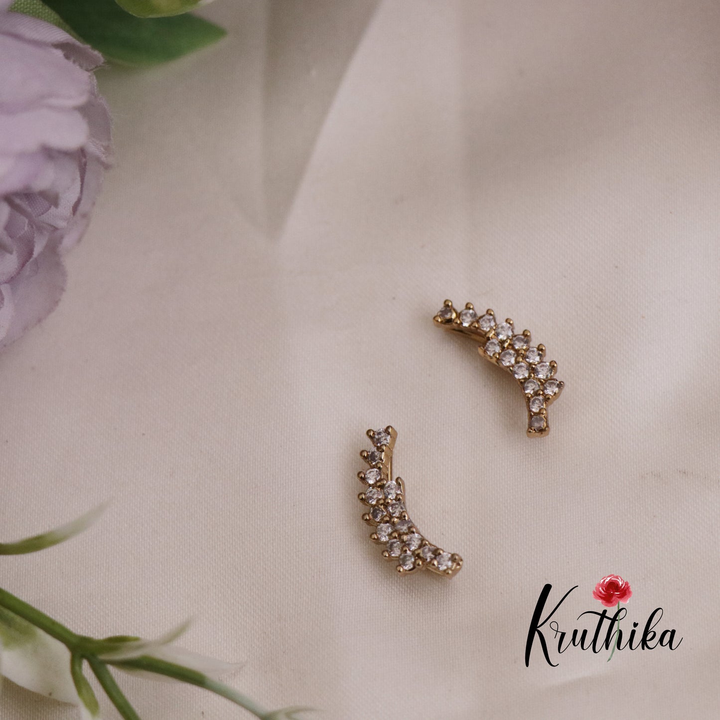 Simple Dainty AD Stones  Ear climbers / Ear cuffs E722