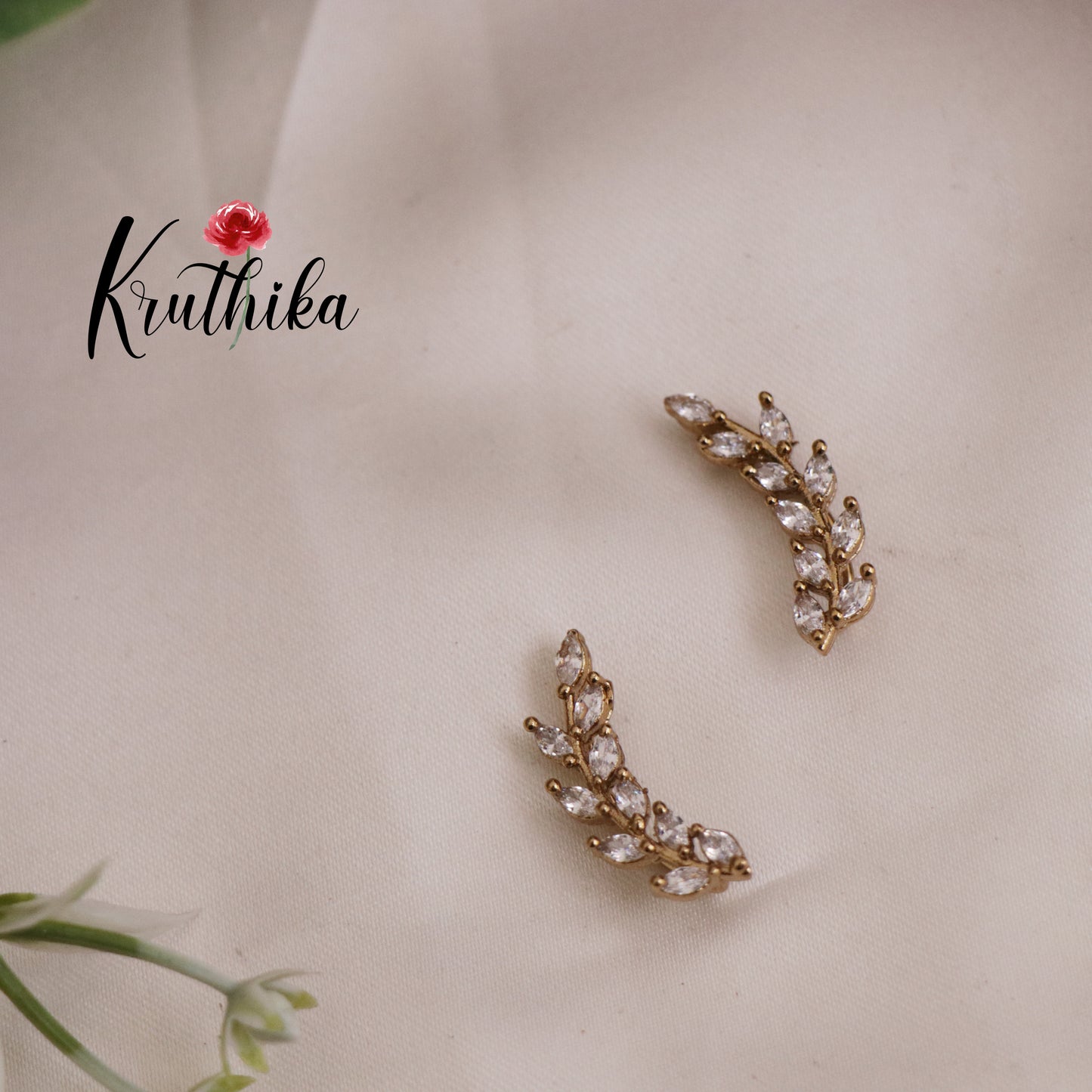 Beautiful Dainty AD Stones Ear Climbers / Ear cuffs E725