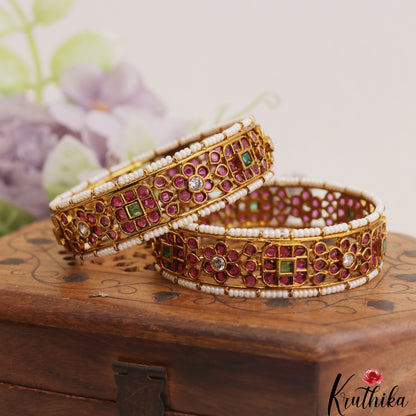 Stunning Floral Motifs Pearl Border Kemp Openable Single Kada Bangle B561