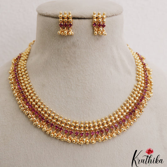 Beautiful Gold-Tone Kemp Stone Choker With Golden Bead Drops NC3094