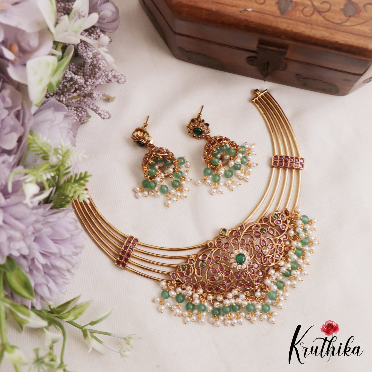 Stunning Floral Motifs Hasli Kemp Necklace With Pearl Bead Drops NC3060