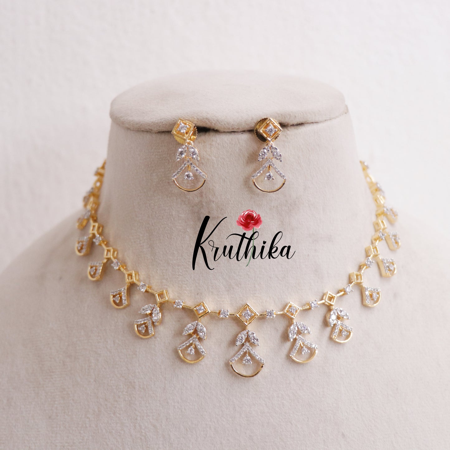 Beautiful CZ Sparking Necklace NC2404