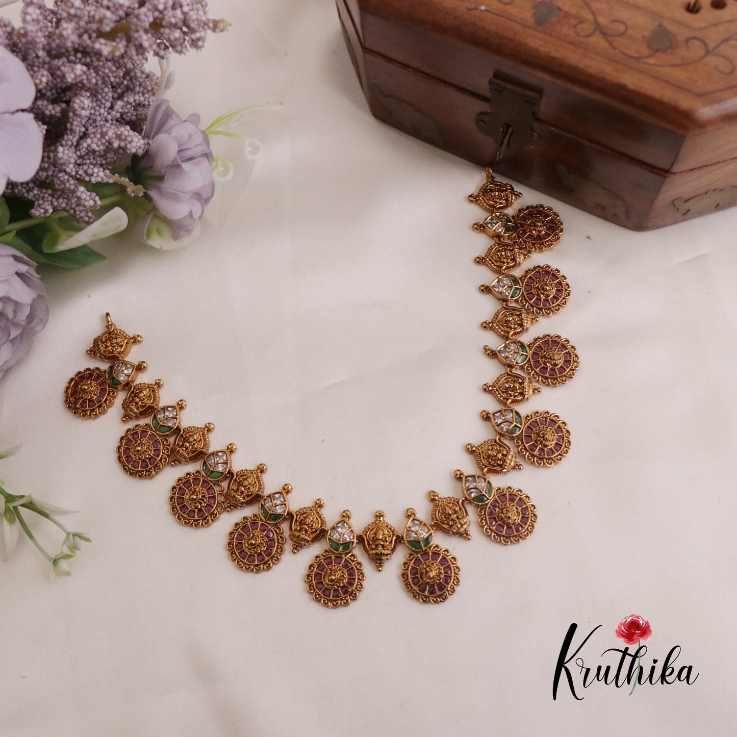 Elegant AD Temple Lakshmi Kasu Kemp Necklace NC2377