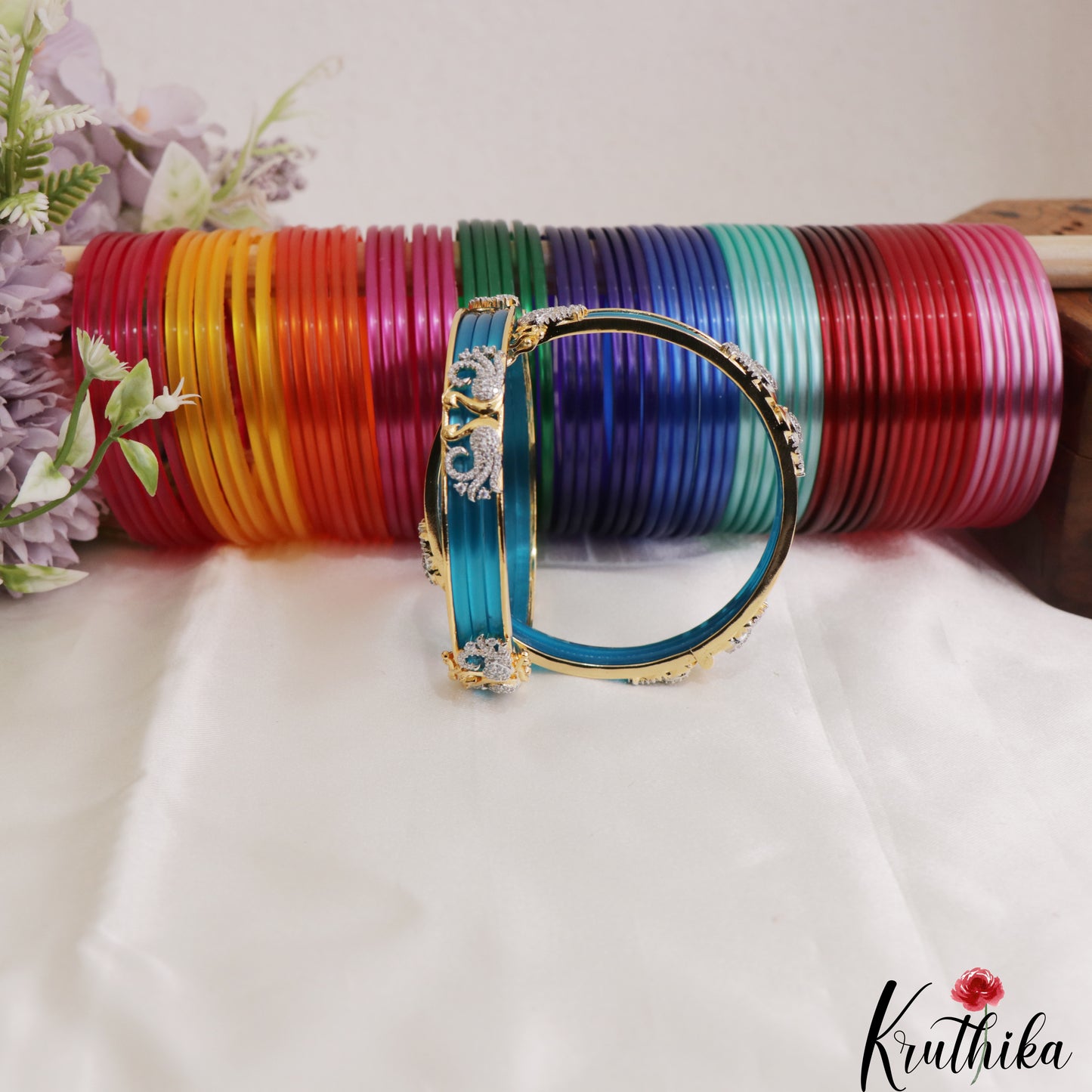 Beautiful Openable CZ Frame Bangle With 12 in 1 Interchangeable Color Bangles B544