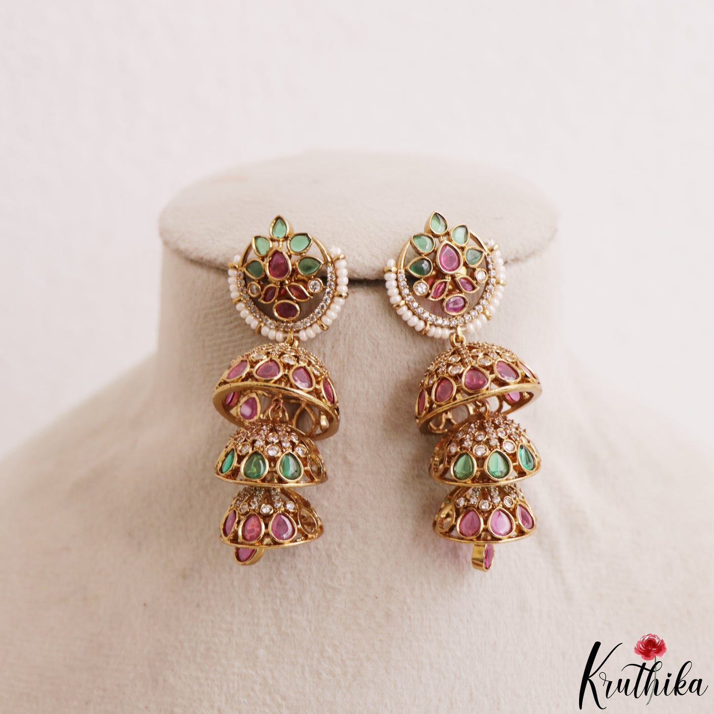 Pretty Pearl Border Floral Motifs Kemp Jhumkas E1210