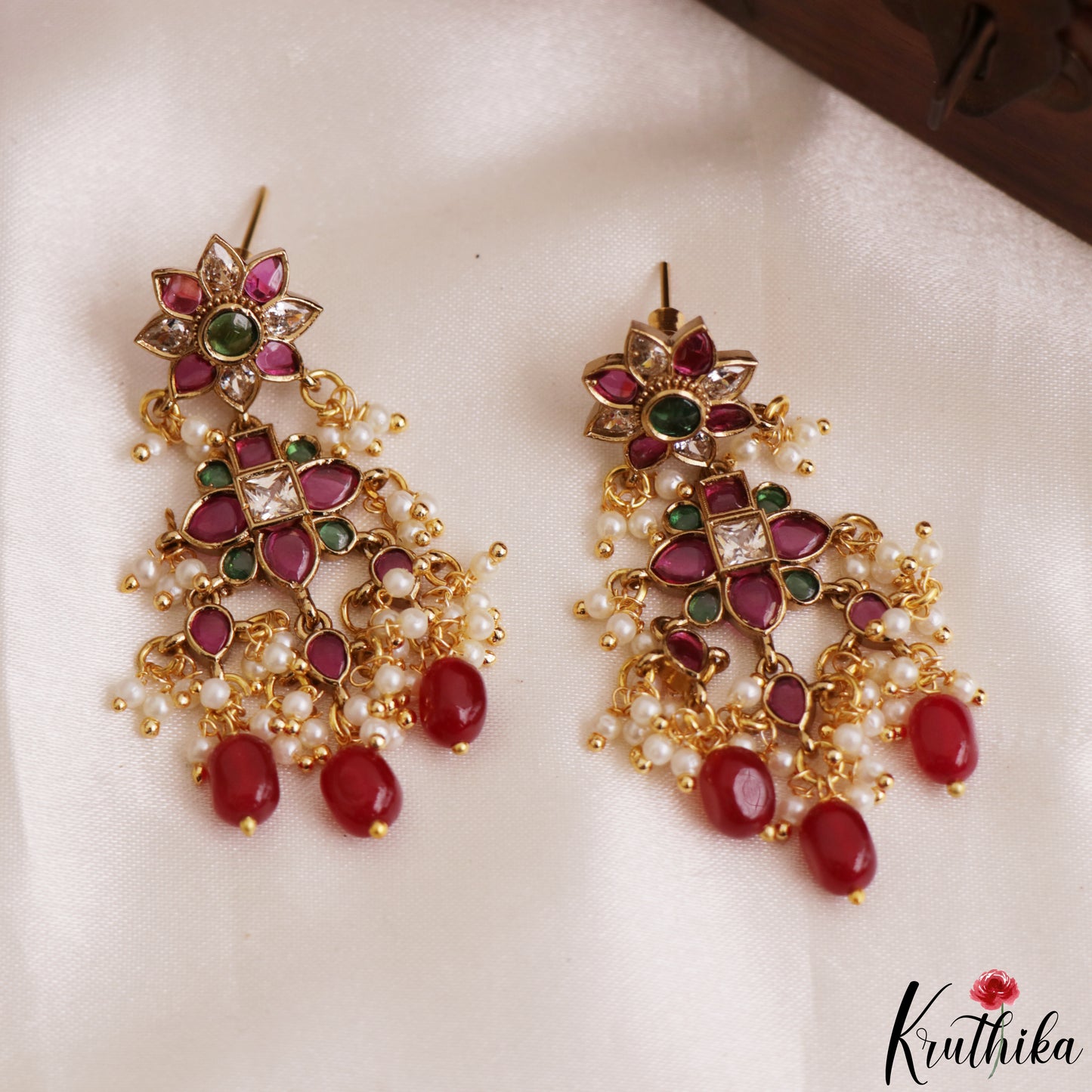 Trendy Floral Motifs Kemp Earrings With Pearl Bead Drops E1211 (Available In 2 Colors)