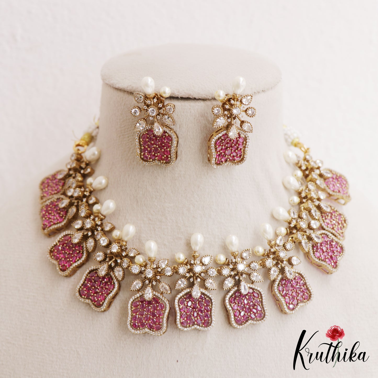 Stunning Floral Motifs CZ Victorian Necklace NC3065 (Available In 3 Colors)