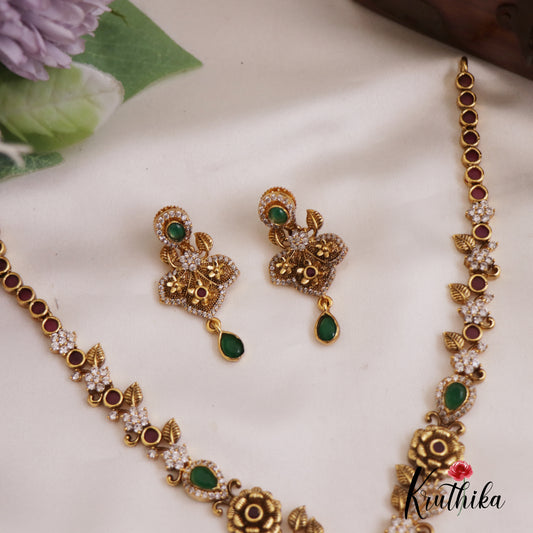 Simple Antique Floral Motifs AD Necklace NC2702