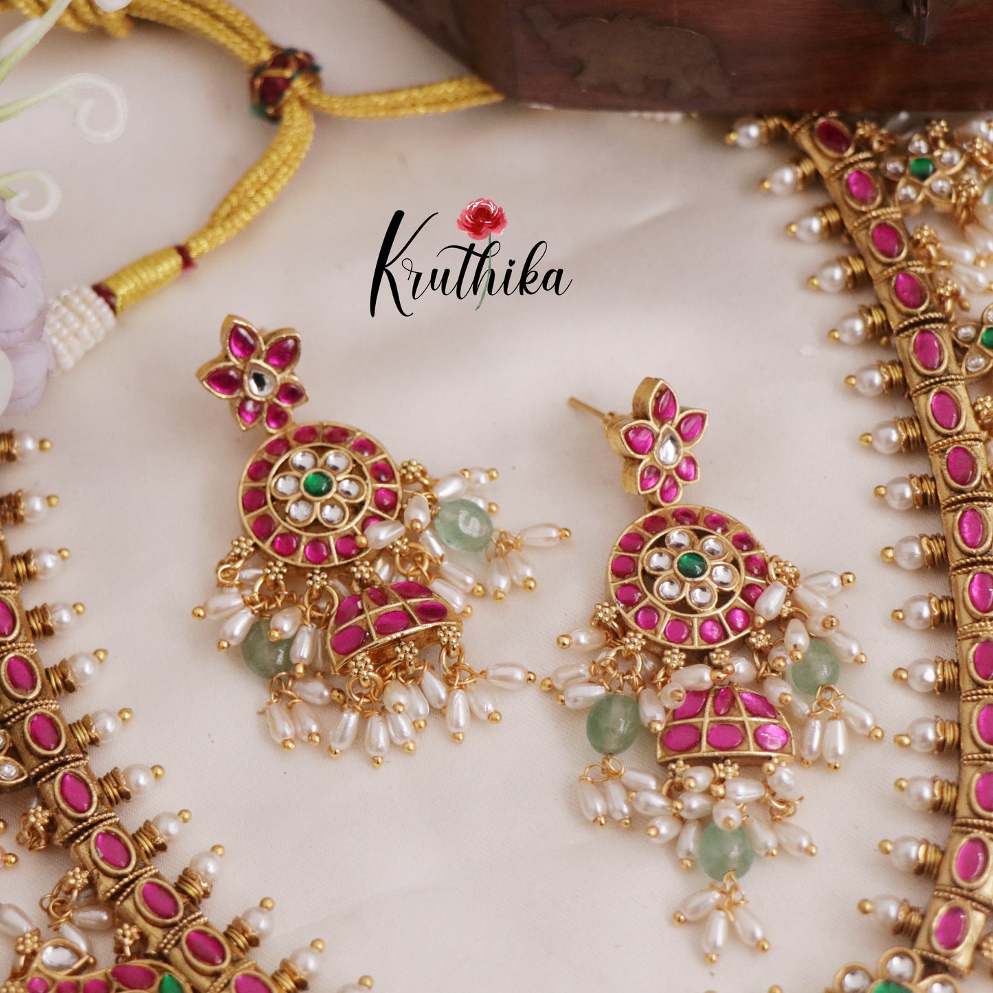 Premium Kundan Jadau Guttapusalu Necklace NC2424