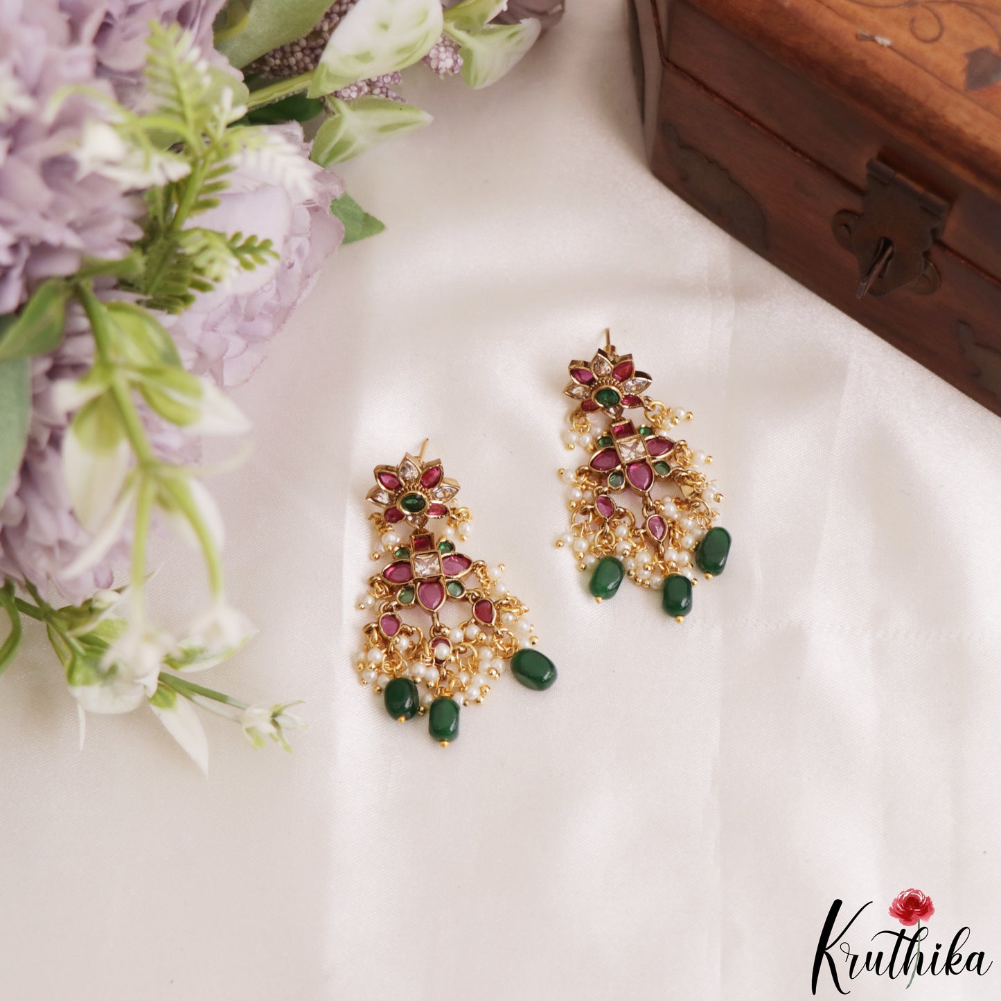 Trendy Floral Motifs Kemp Earrings With Pearl Bead Drops E1211 (Available In 2 Colors)