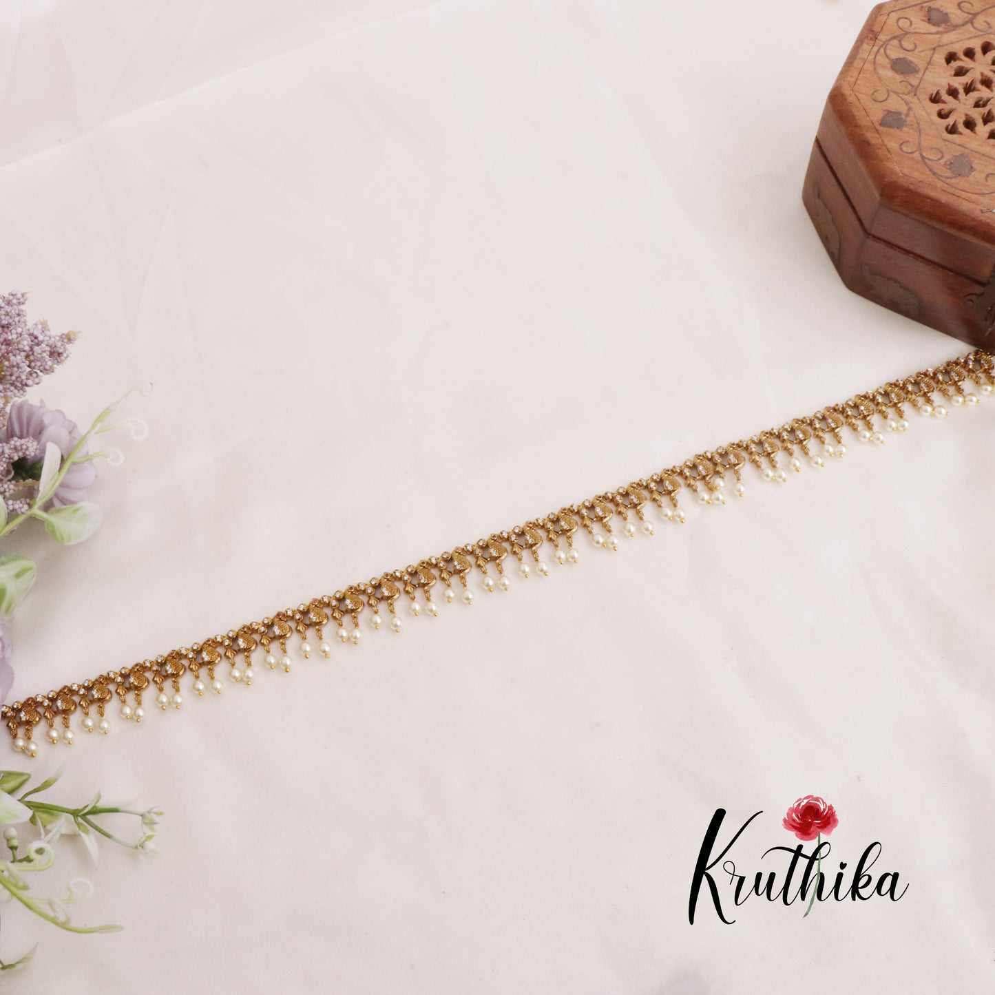 Classic Peacock Hip Chain with Pearls Drops V293